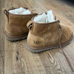 Womens UGG Neumel Boot